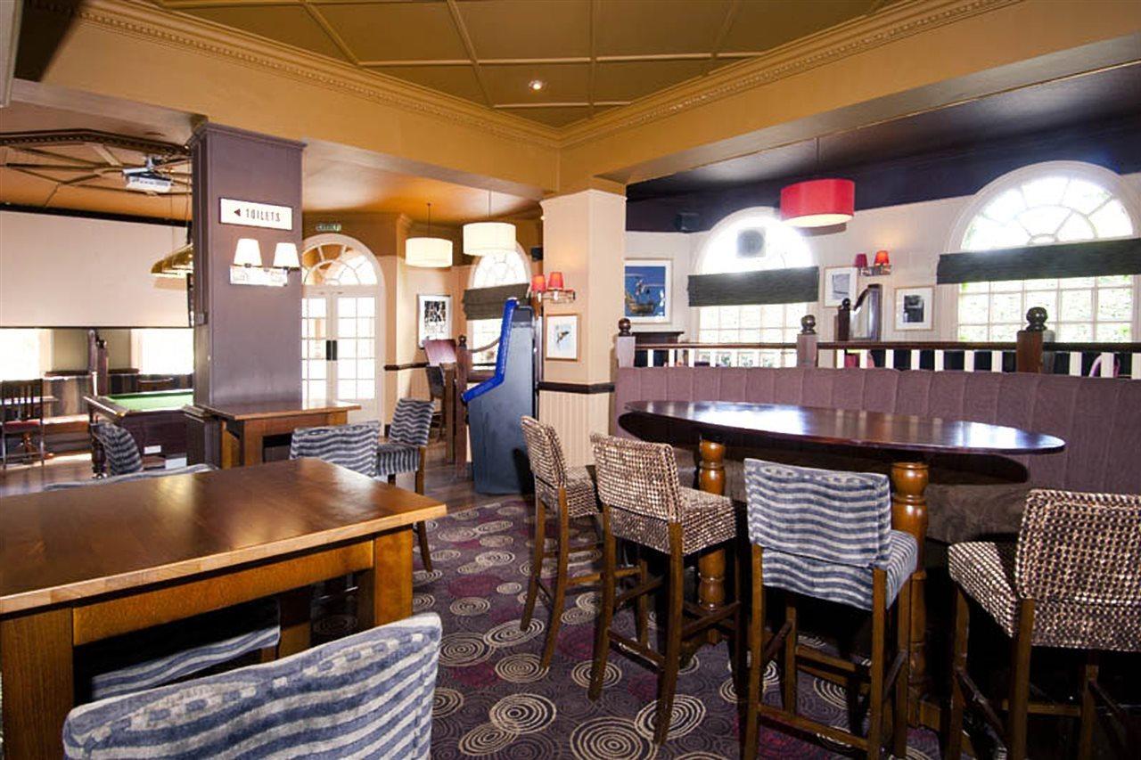 Premier Inn London Greenford Экстерьер фото