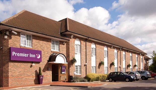 Premier Inn London Greenford Экстерьер фото